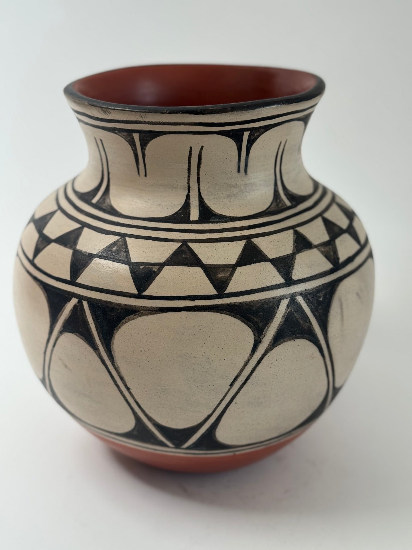 Robert Tenorio Pottery Santo Domingo Pueblo Polychrome Flower & Bird Pottery