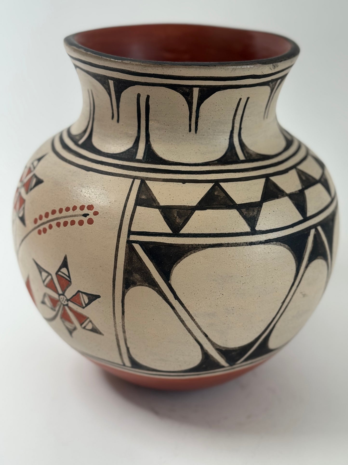 Robert Tenorio Pottery Santo Domingo Pueblo Polychrome Flower & Bird Pottery