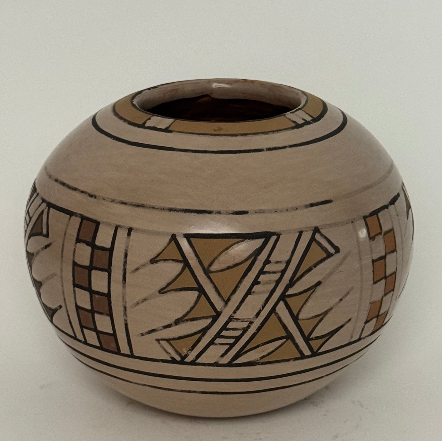Crucita Gonzalez Calabasa 1921-1999 Blue Corn Polychrome Native American Artist San Ildefonso