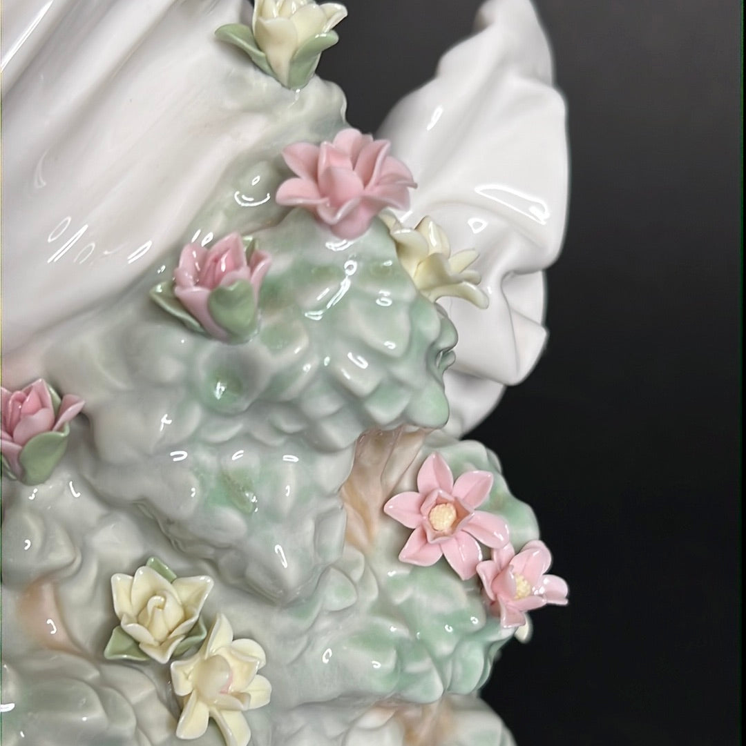 Lladro Classic Spring