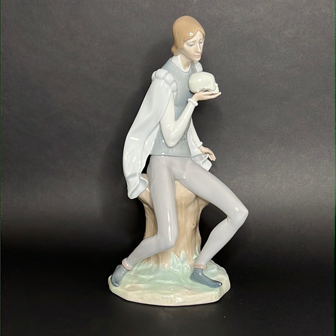 Lladro Hamlet