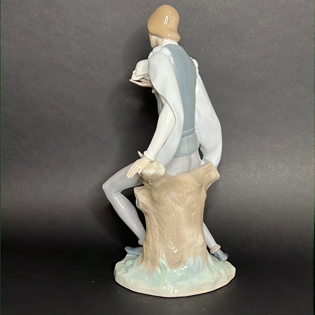 Lladro Hamlet