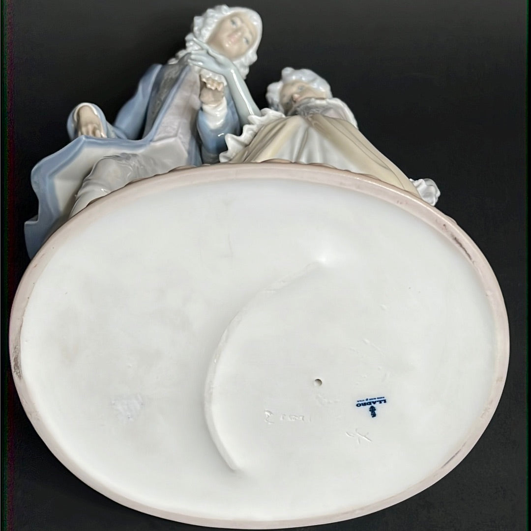 Lladro Paseo En Versalles