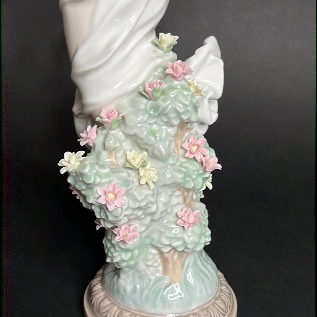 Lladro Classic Spring