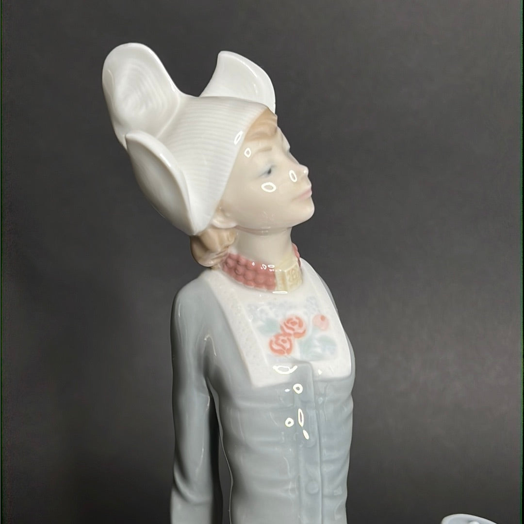 Lladro Milkmaid W/ Wheelbarrow