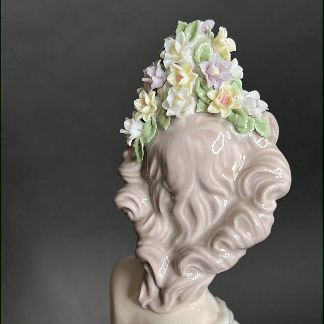Lladro Classic Spring