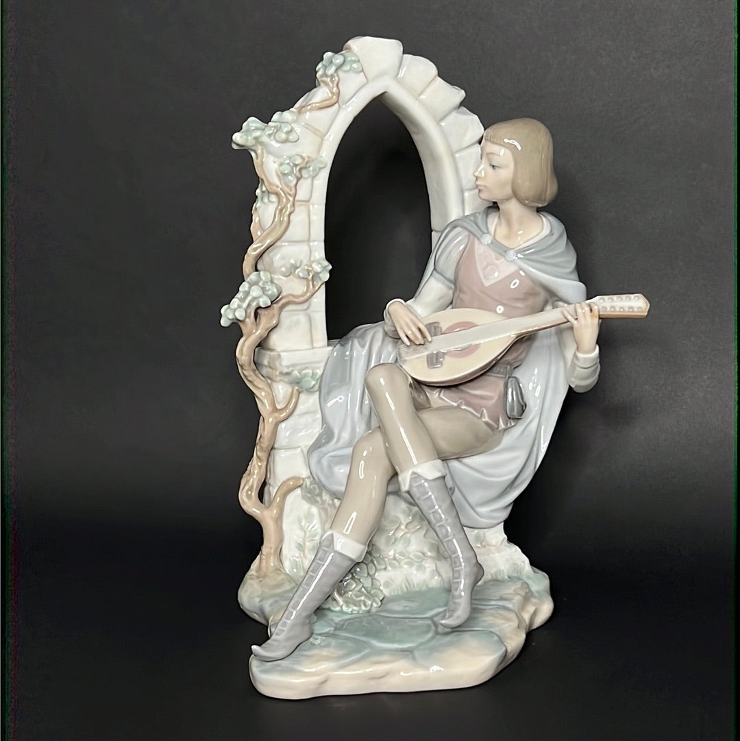 Lladro Minstrel Sonata Claro De Luna