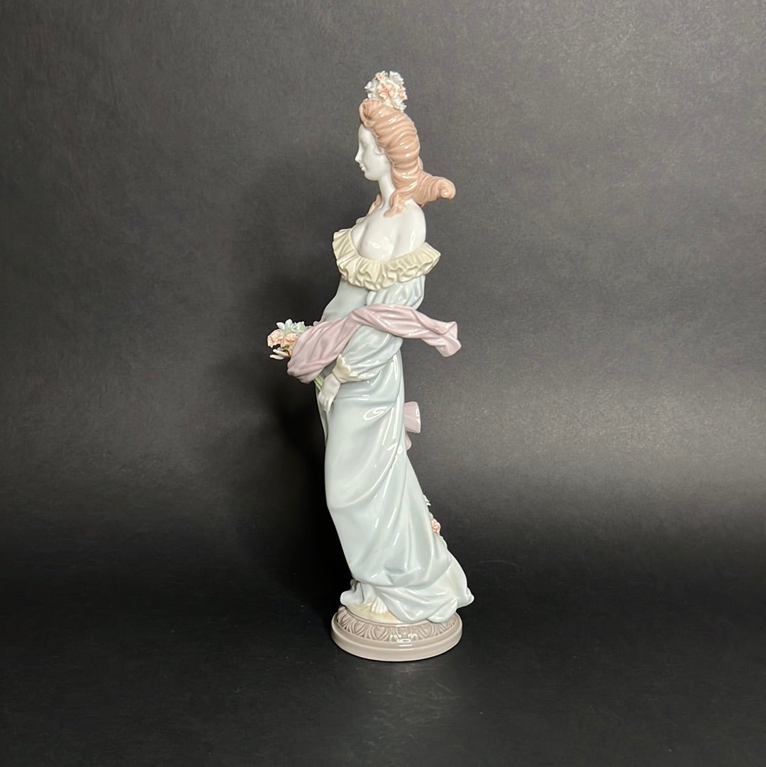 Lladro Classic Fall