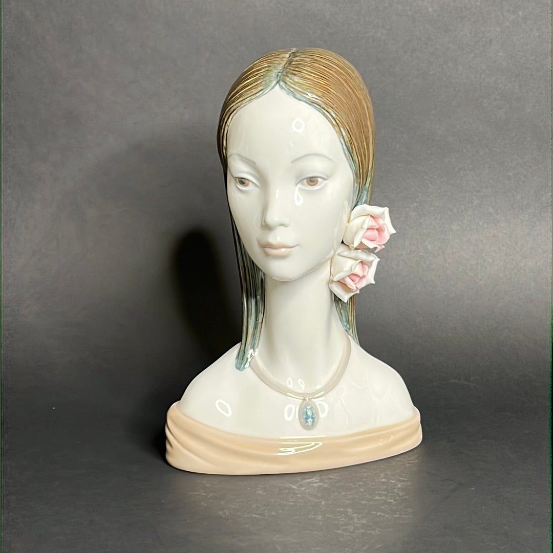 Lladro Maja Head