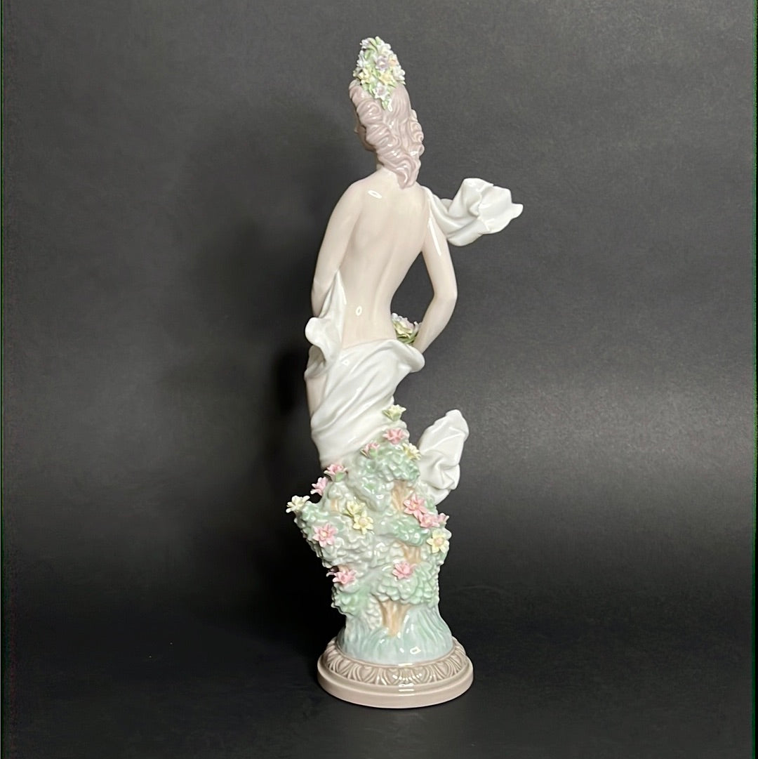 Lladro Classic Spring