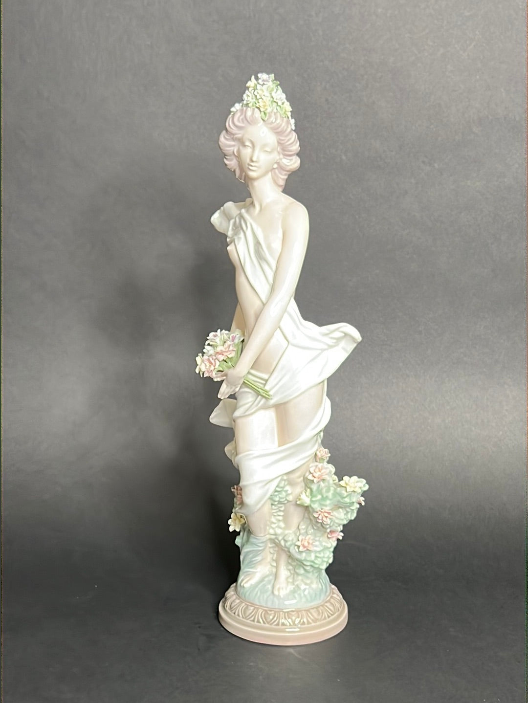 Lladro Classic Spring