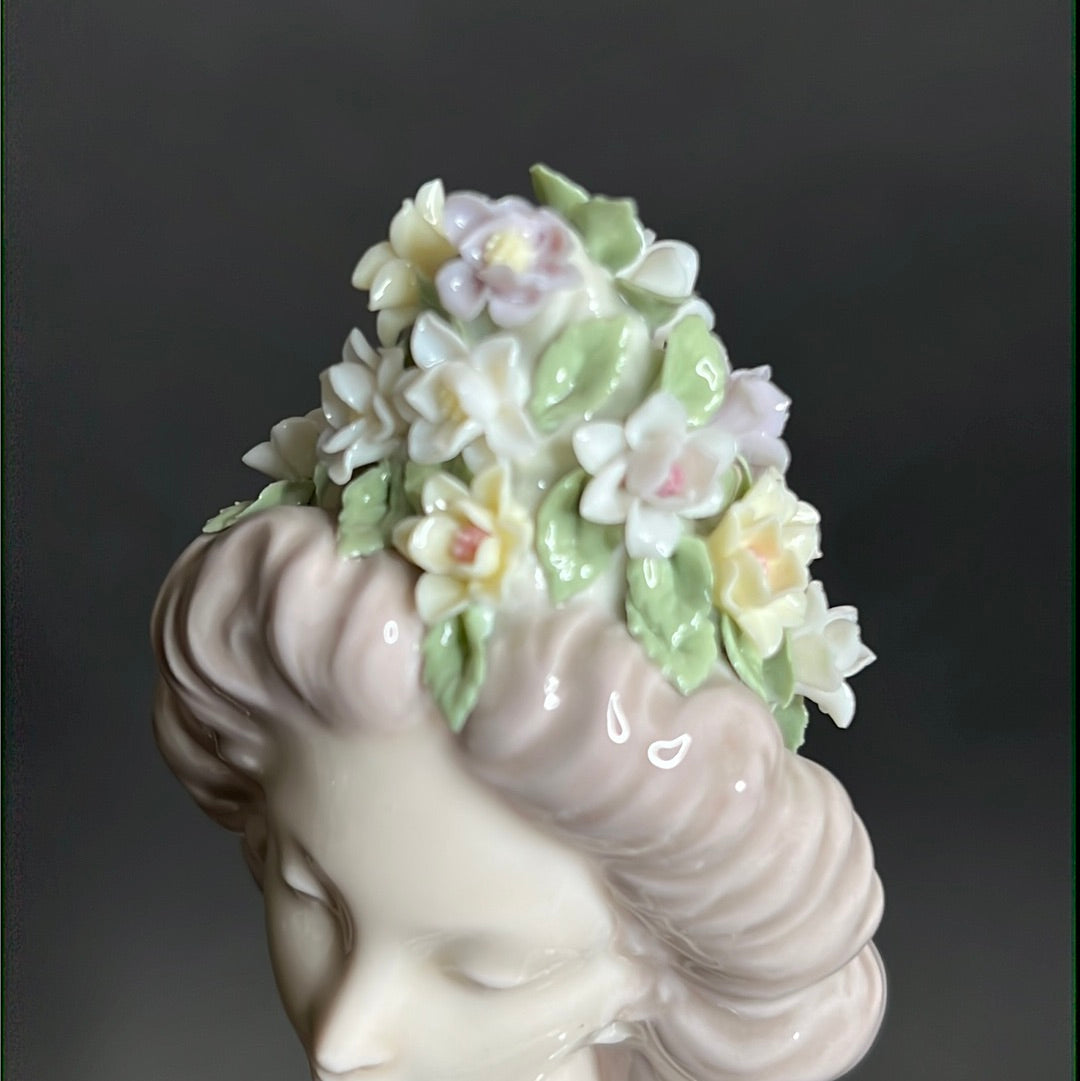 Lladro Classic Spring
